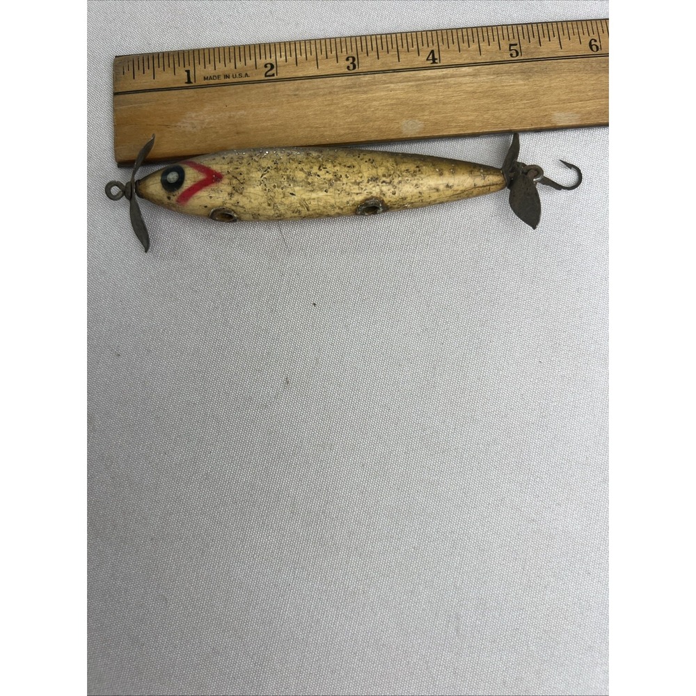 Vintage Wooden Torpedo Fishing Lure Propeller Bait Cream Gold Red 4.5 Inch